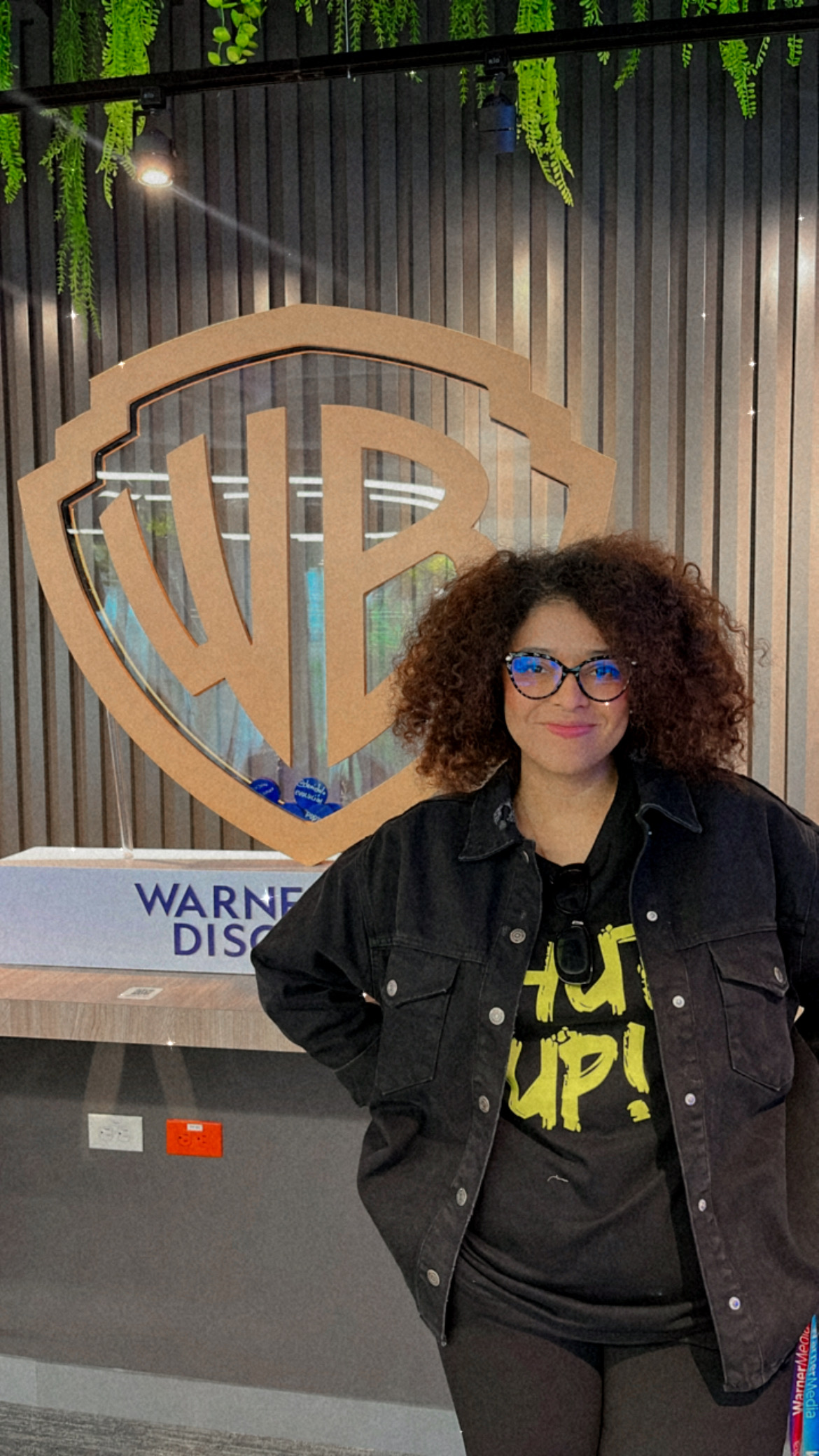 {"eId":"395774885205432","CameraPosition":1}